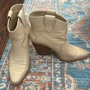 Chinese Laundry booties